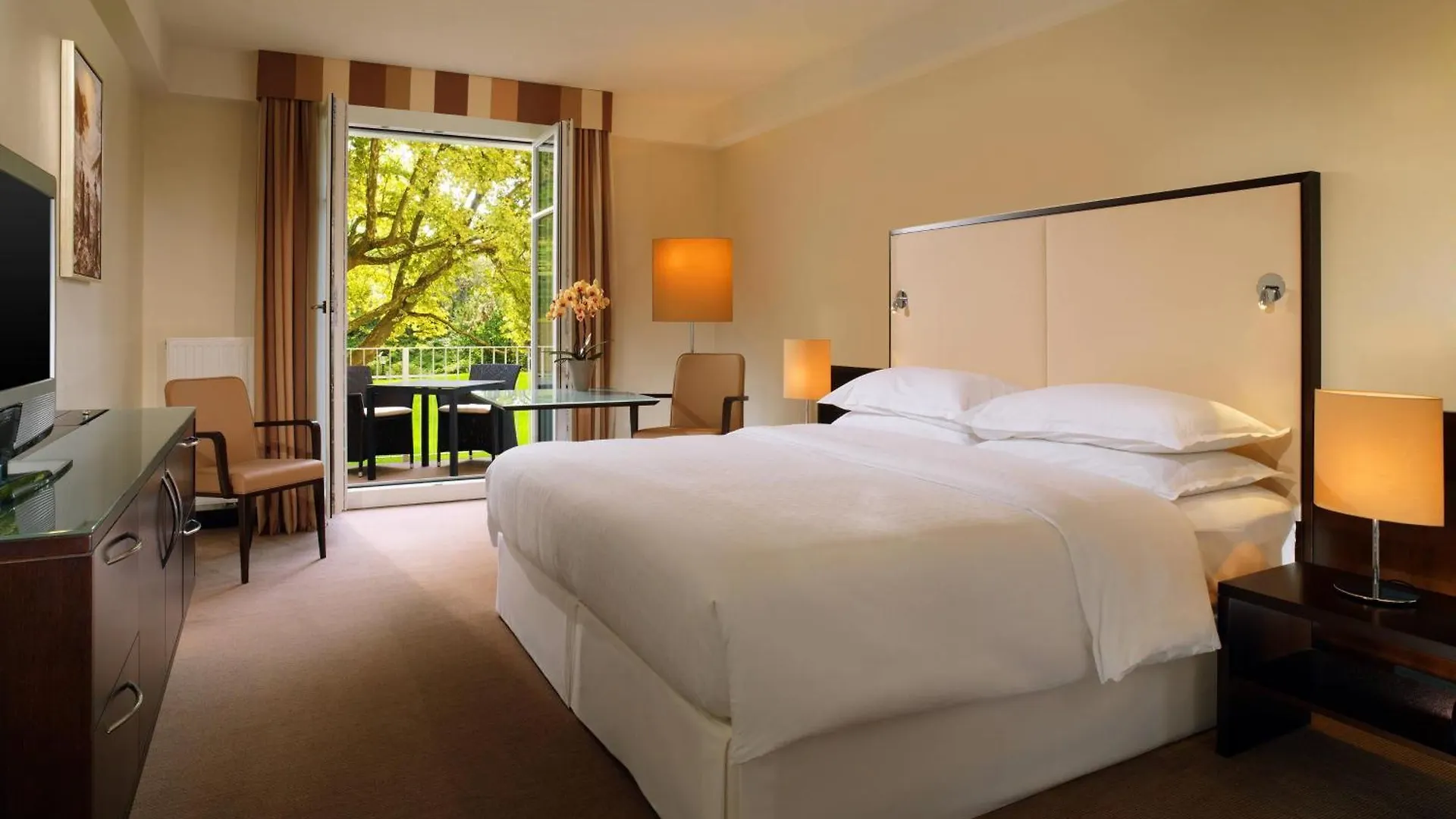 Sheraton Grand Salzburg 5*,  Østrig