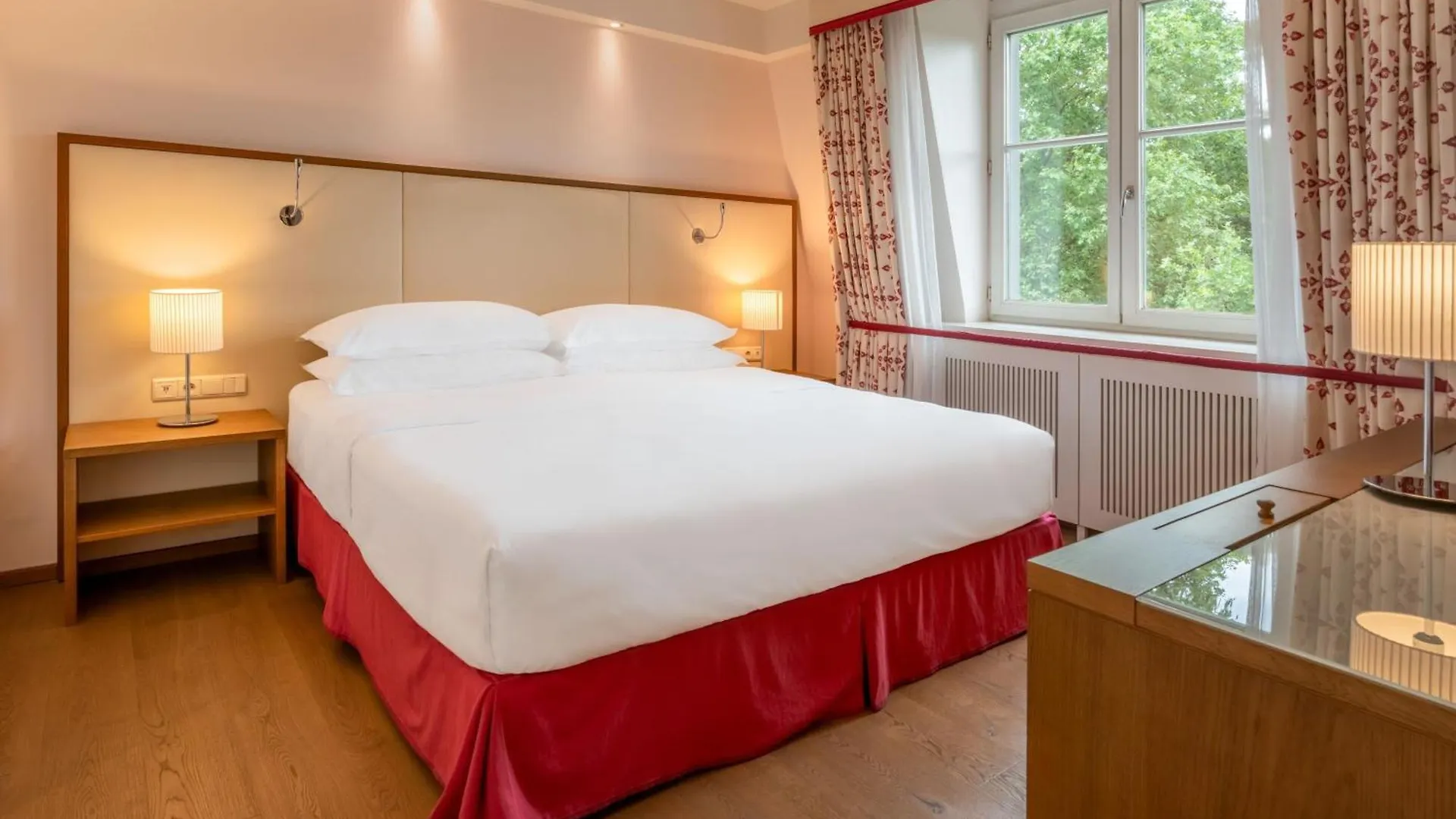 Sheraton Grand Salzburg Hotel
